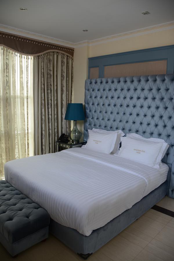 Hotel Amaritsah บราซซาวิล ภายนอก รูปภาพ