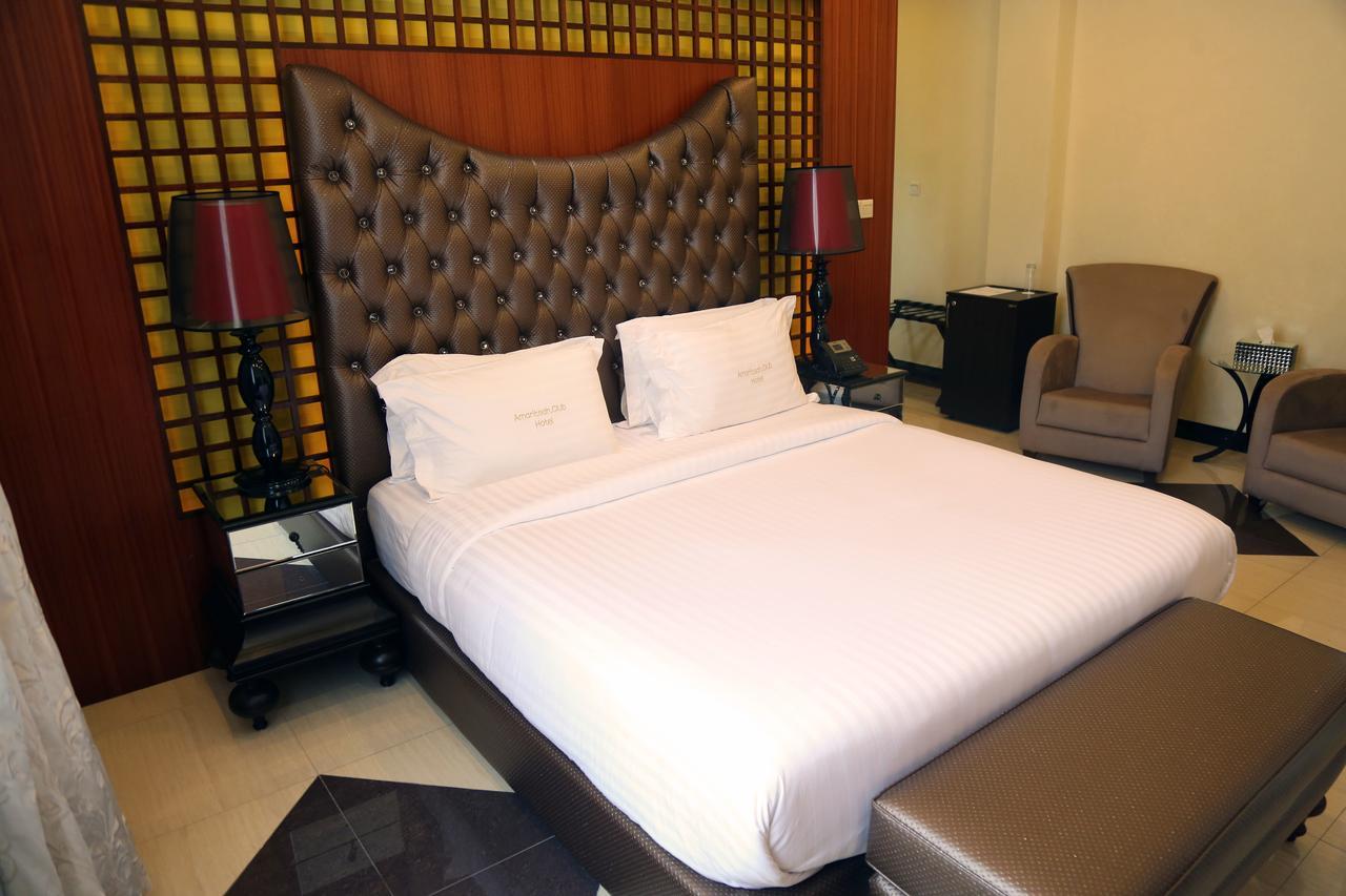 Hotel Amaritsah บราซซาวิล ภายนอก รูปภาพ
