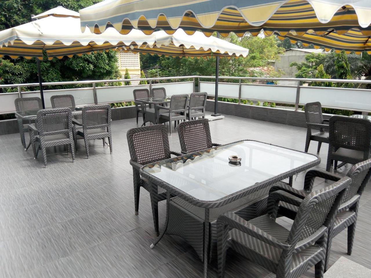 Hotel Amaritsah บราซซาวิล ภายนอก รูปภาพ