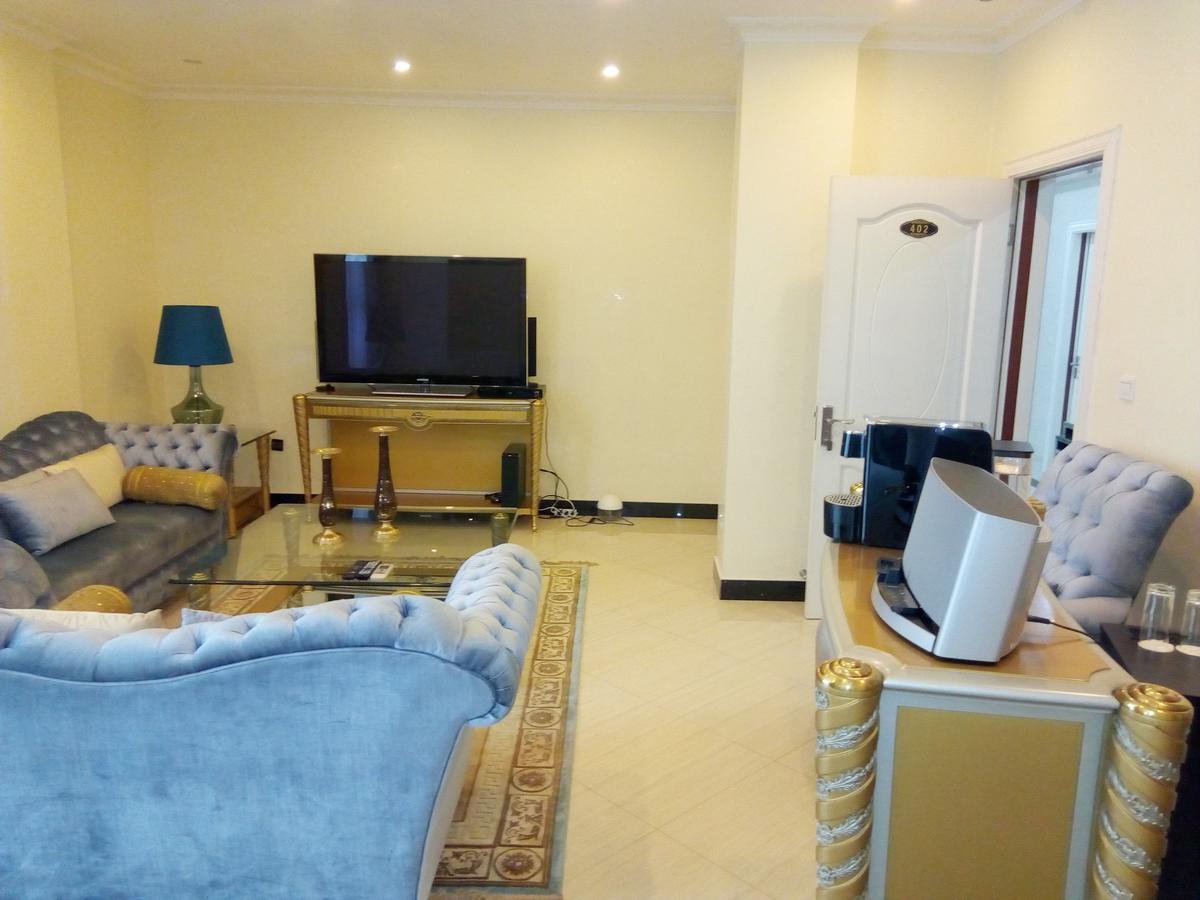 Hotel Amaritsah บราซซาวิล ภายนอก รูปภาพ